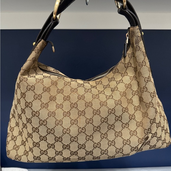 Gucci Monogram Medium Horsebit Chain Hobo - Picture 2 of 16